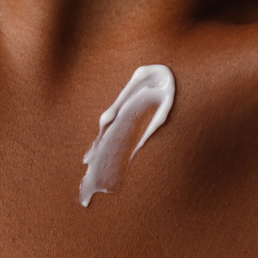 natural-moisturizing-factors-inulin-body-lotion-g5 ORD-Body-Care-Bundles-Brief-NMF-application-shot.jpg